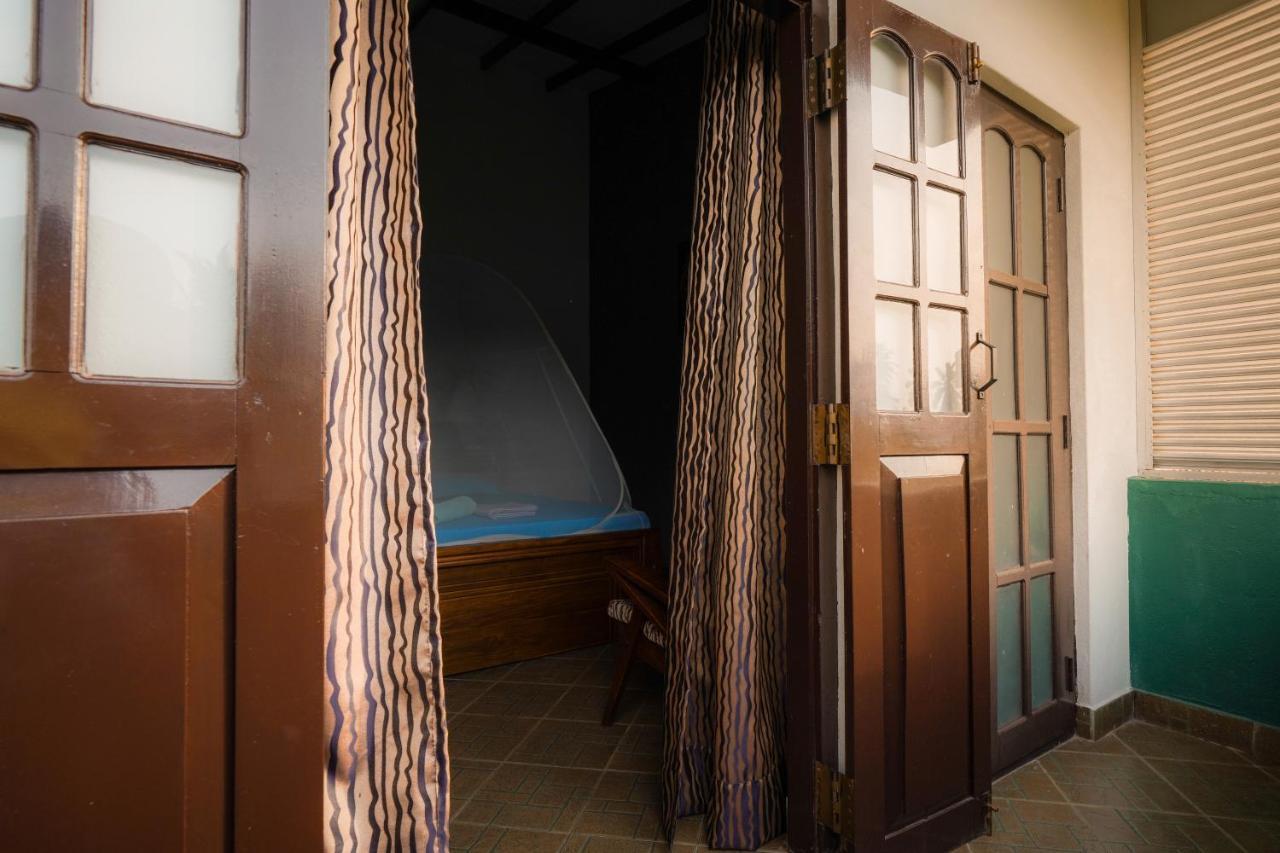Lilly Palace Villa Guest House Negombo Exterior photo