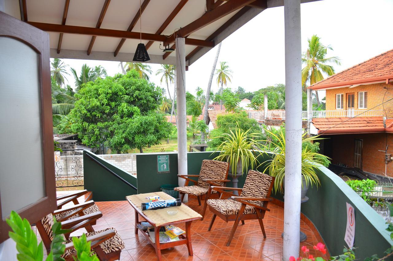 Lilly Palace Villa Guest House Negombo Exterior photo